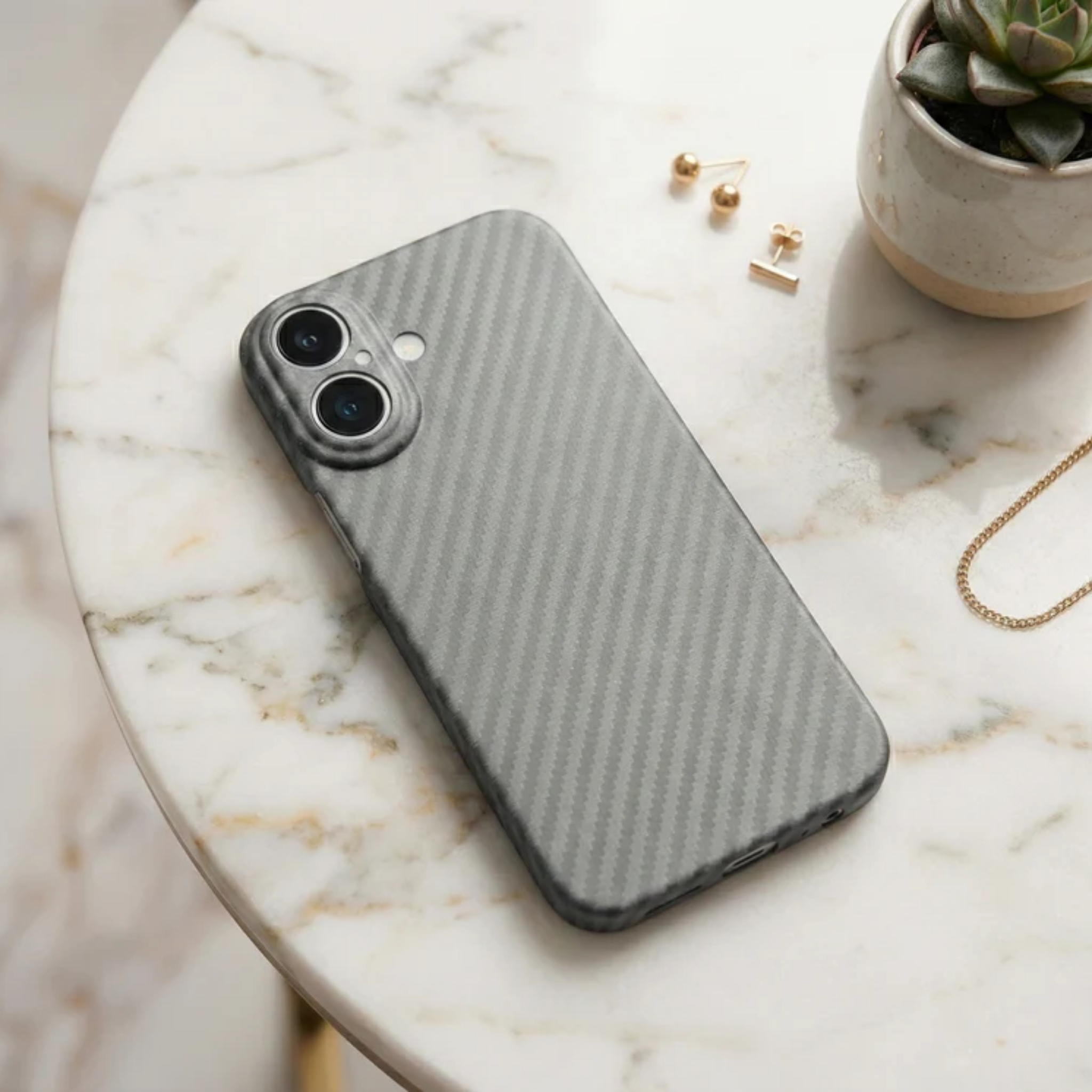 iPhone 17 Hard Case with Premium Carbon Fiber Texture & MagSafe - Matte Black